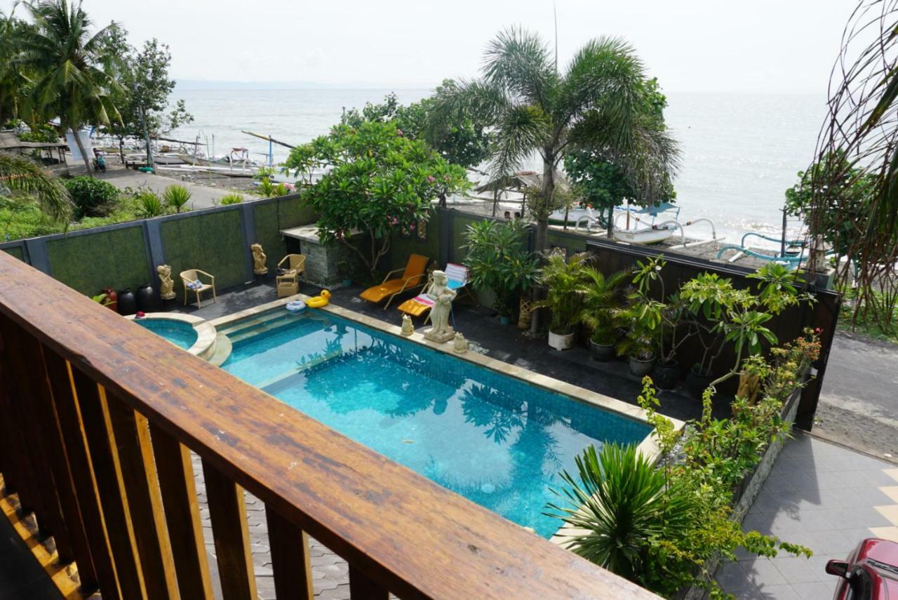 Villa Kenanga In Meninting By The Beach 마타람 외부 사진